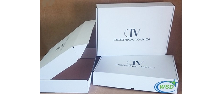 國(guo)外服裝品(pin)牌包裝盒(he)